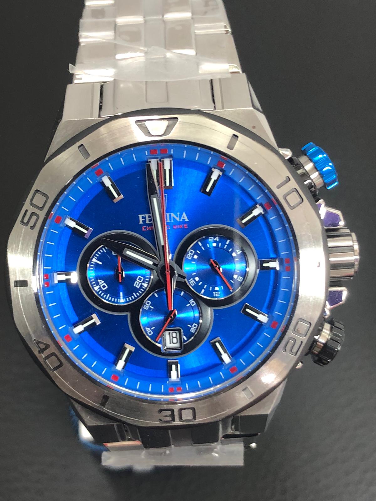 Uhr